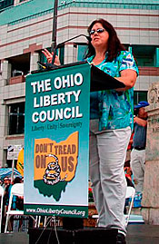 Linda Walker speaks at Tea Party in Columbus, OH