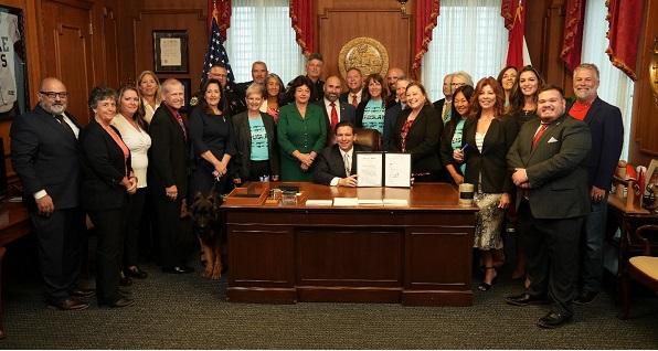 Florida Gov. Ron DeSantis signs House Bill 543 into law. (Photo: flgov.com)